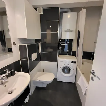 Studio Apartman Ana Zagreb Exterior photo